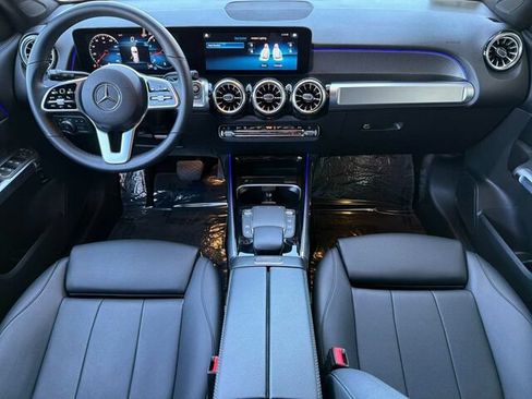 Certified 2022 Mercedes-Benz GLB 250 4MATIC image 17