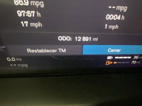 Certified 2024 Volvo XC90 T8 Plus w/ Protection Package Premier image 17