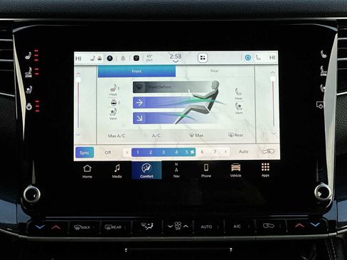 Used 2023 Jeep Wagoneer 4WD image 16