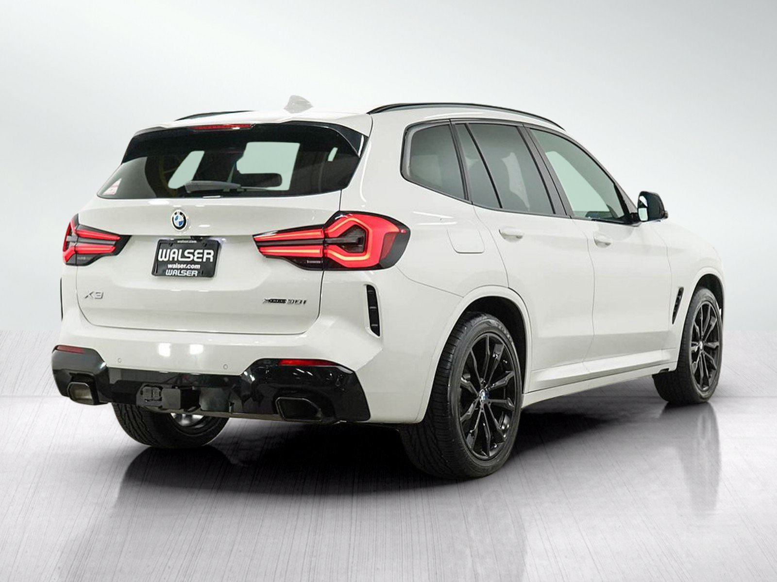 Used 2023 BMW X3 xDrive30i AWD/4WD image 5