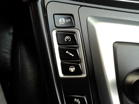 Used 2019 BMW M4 CS w/ Executive Package image 41