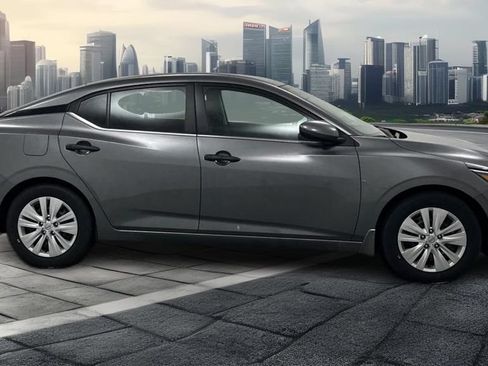 Used 2024 Nissan Sentra S FWD image 4