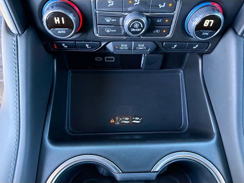 Used 2024 Chevrolet Tahoe Z71 image 31