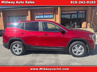 Used 2024 GMC Terrain SLE video 1