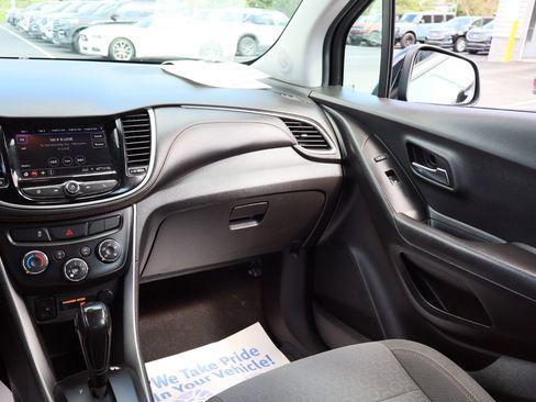 Used 2020 Chevrolet Trax LS w/ LPO, Protection Package FWD image 26