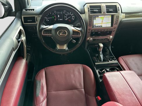 Used 2020 Lexus GX 460 Premium w/ Premium Package image 23