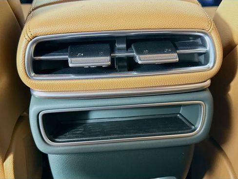 New 2026 Genesis GV80 2.5T Advanced image 18