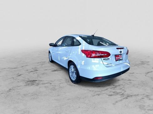 Used 2017 Ford Focus SE image 8