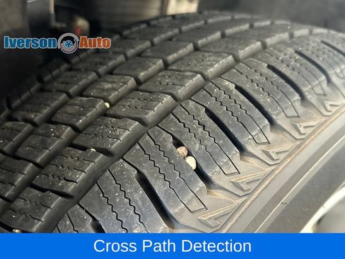 Used 2018 Jeep Grand Cherokee Trailhawk AWD/4WD image 13