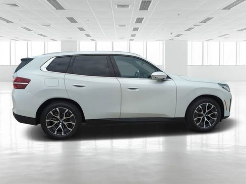 Certified 2025 BMW X3 xDrive30i image 3