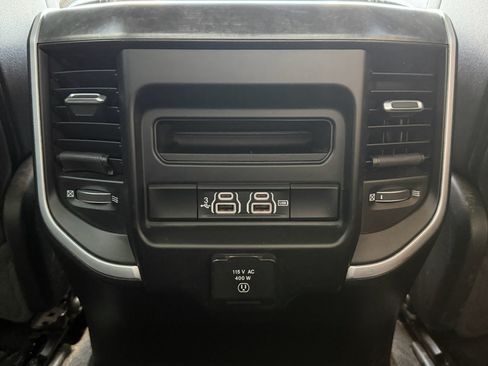 Used 2019 RAM 1500 Limited AWD/4WD image 29