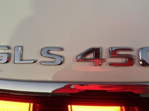 New 2026 Mercedes-Benz GLS 450 4MATIC image 9