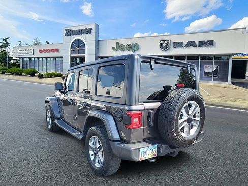 Certified 2018 Jeep Wrangler Unlimited Sahara AWD/4WD image 3