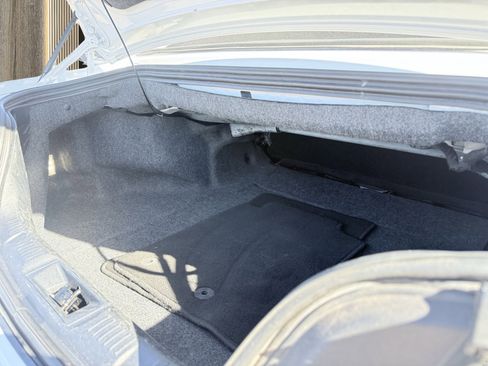 Used 2024 Ford Mustang Convertible image 34