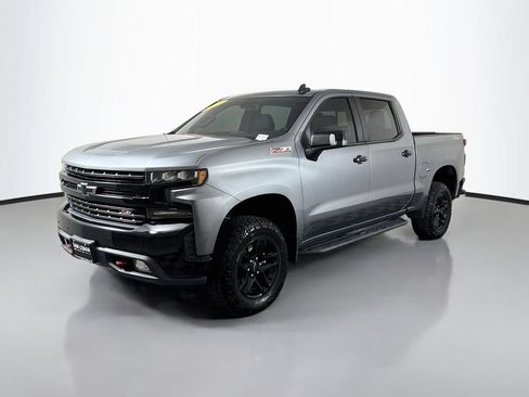 Used 2021 Chevrolet Silverado 1500 LT Trail Boss w/ Convenience Package II AWD/4WD image 3