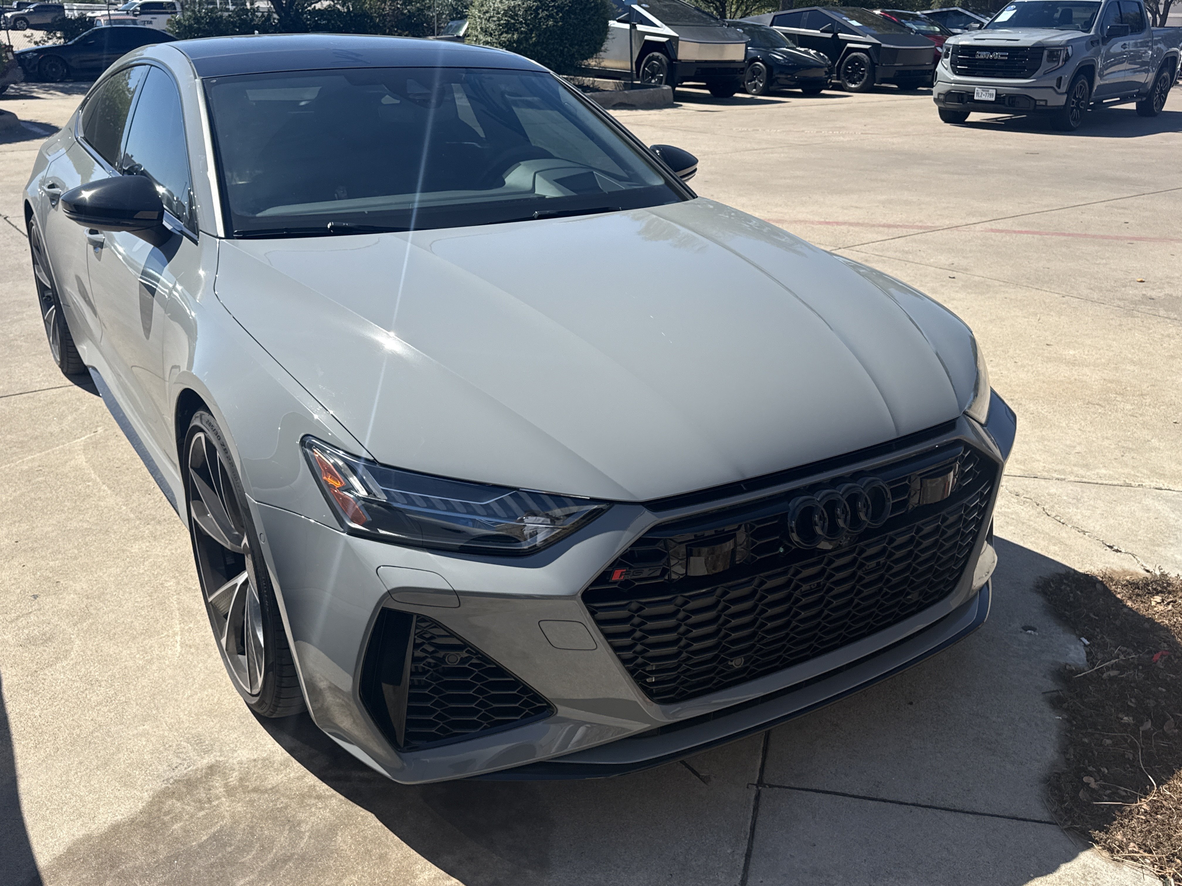 Used 2023 Audi RS 7 Sportback AWD/4WD image 1