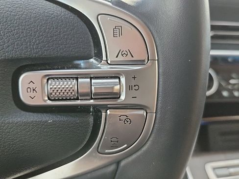 Used 2023 Genesis GV80 2.5T w/ Prestige 20" Package image 15