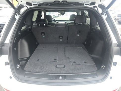 New 2026 Jeep Grand Cherokee Limited image 30