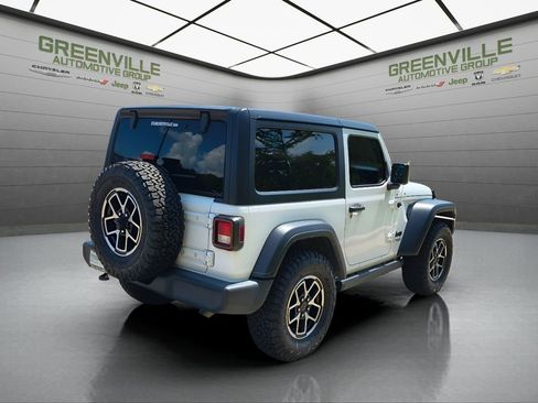 Used 2021 Jeep Wrangler Sport S image 6