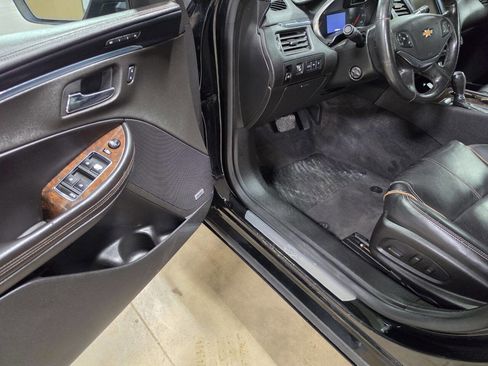 Used 2015 Chevrolet Impala LTZ FWD image 20