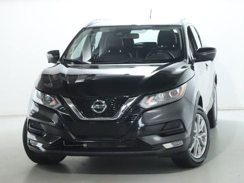Used 2022 Nissan Rogue Sport SV w/ Technology Package AWD/4WD image 3
