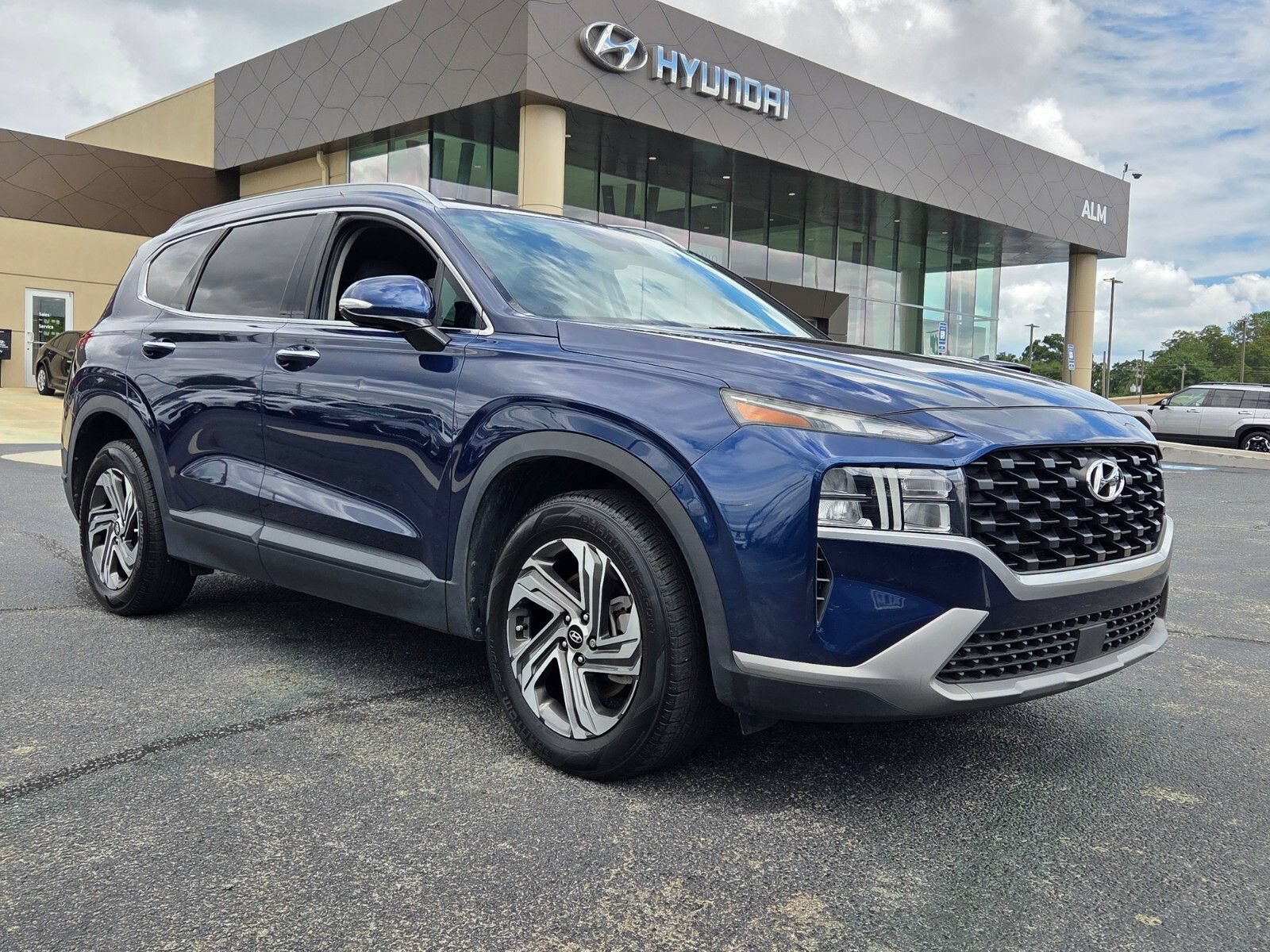 Used 2023 Hyundai Santa Fe SEL FWD image 1