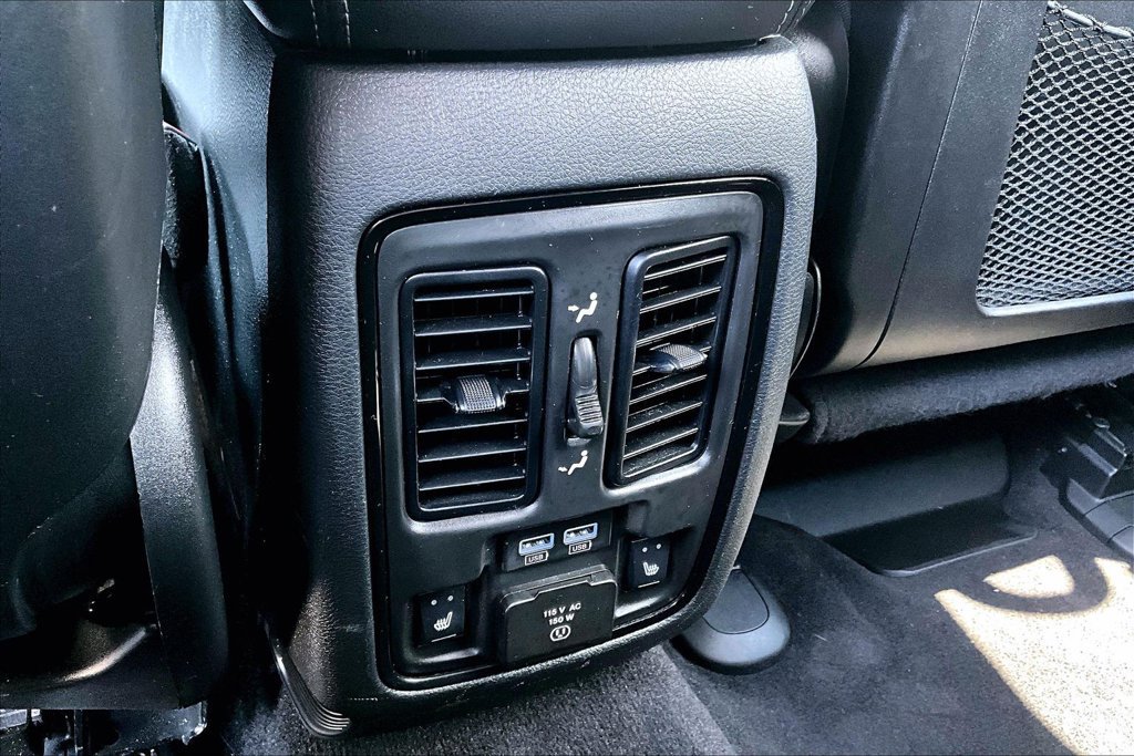 Used 2022 Dodge Durango GT AWD/4WD image 32