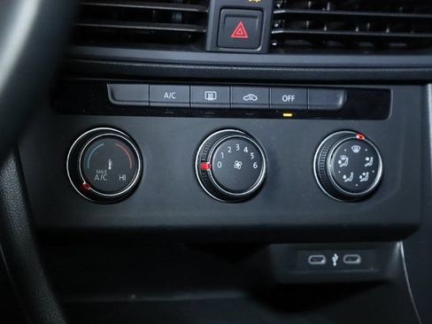 Certified 2024 Volkswagen Jetta S FWD image 26