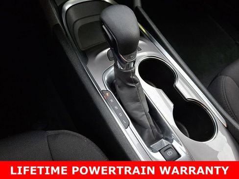 Used 2024 Chevrolet Malibu LT image 14