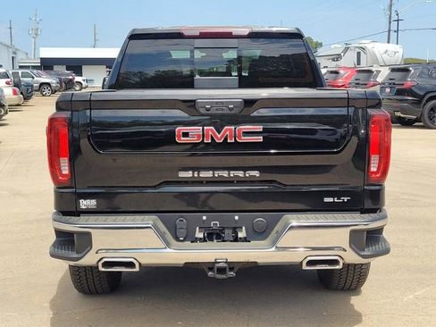 New 2026 GMC Sierra 1500 SLT image 4