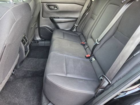 Used 2024 Nissan Rogue S FWD image 21