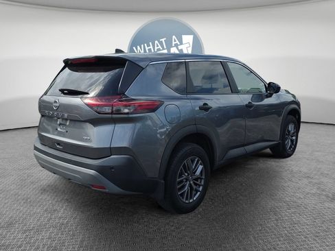Used 2023 Nissan Rogue S AWD/4WD image 3