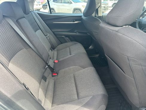 Used 2025 Toyota Camry LE w/ Convenience Package FWD image 27