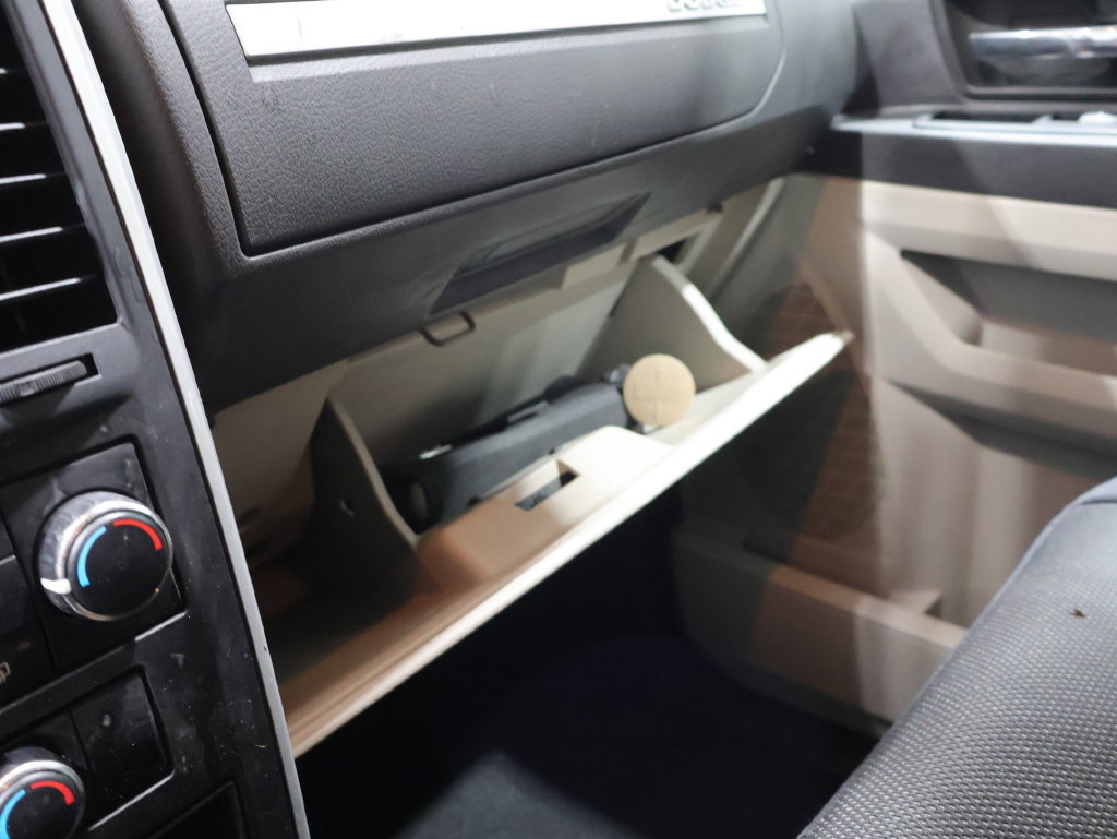 Used 2009 Dodge Grand Caravan SE w/ Climate Group FWD image 27