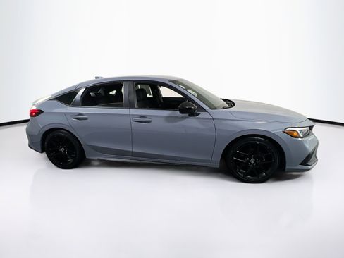 Used 2023 Honda Civic Sport image 4
