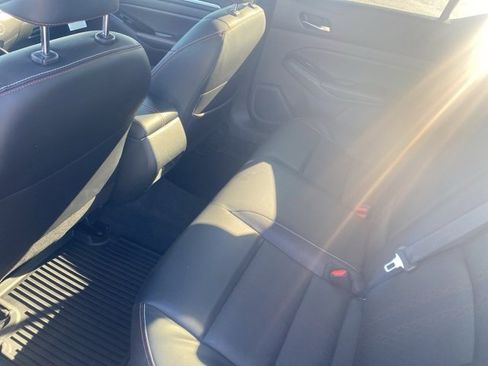 Used 2024 Nissan Altima 2.5 SR w/ SR Premium Package image 11