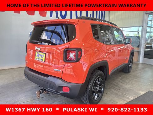 Used 2017 Jeep Renegade Latitude w/ Cold Weather Group AWD/4WD image 7