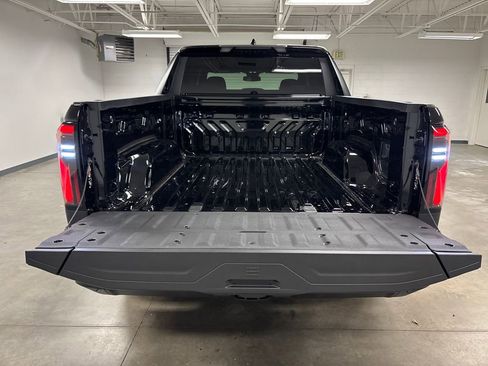 New 2026 GMC Sierra EV Elevation AWD/4WD image 18