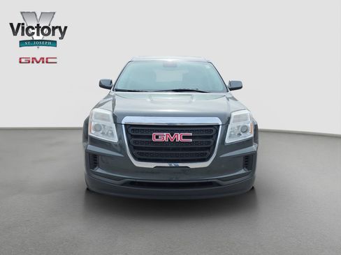 Used 2017 GMC Terrain SLE AWD/4WD image 2