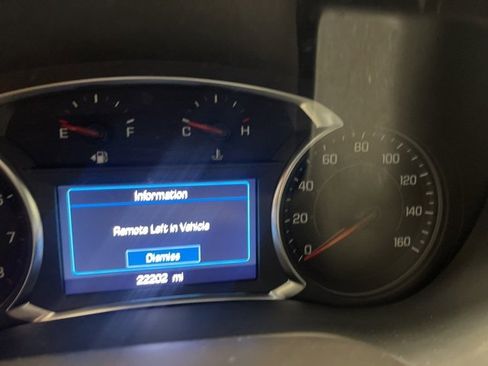 Used 2023 GMC Acadia SLE w/ Driver Convenience Package image 29