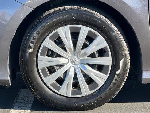 Certified 2023 Toyota Camry LE image 27