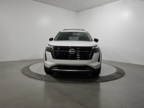 New 2026 Nissan Pathfinder Platinum AWD/4WD image 7