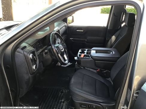Used 2019 GMC Sierra 1500 SLE w/ SLE Value Package RWD image 8