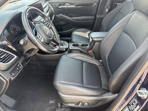 Used 2023 Kia Seltos EX AWD/4WD image 5