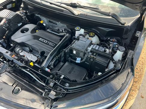 Used 2022 Chevrolet Equinox Premier image 43