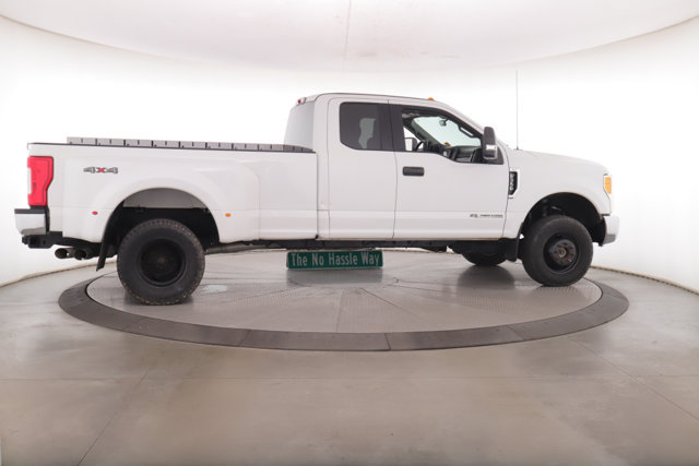 Used 2017 Ford F350 XLT AWD/4WD image 7