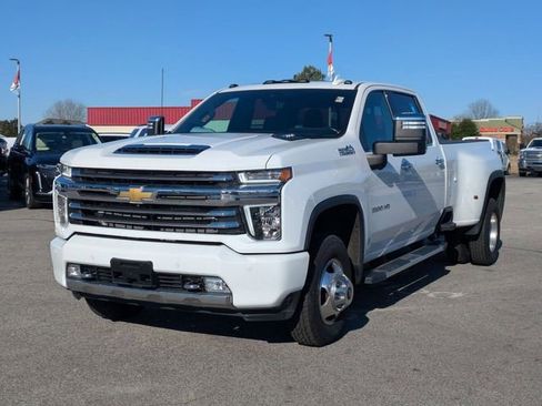 Certified 2022 Chevrolet Silverado 3500 High Country w/ Snow Plow Prep/Camper Package AWD/4WD image 5