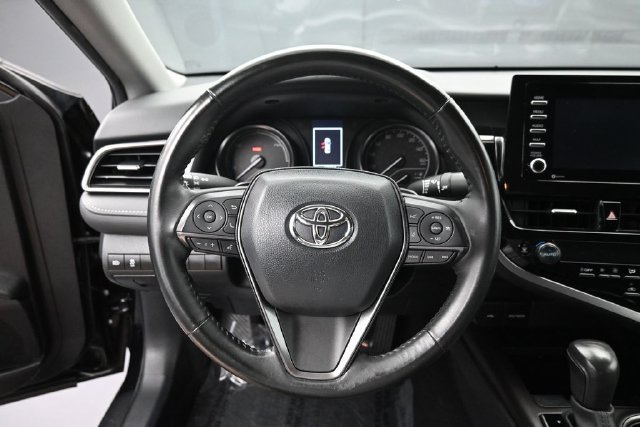 Used 2024 Toyota Camry SE w/ Convenience Package FWD image 21