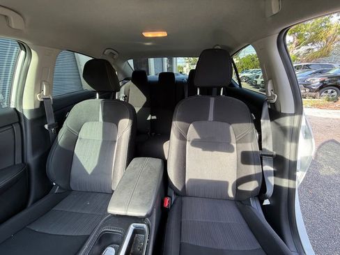 Used 2023 Nissan Sentra SV w/ All-Weather Package FWD image 8