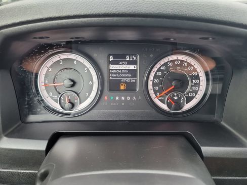 Used 2024 RAM 1500 Classic SLT RWD image 27
